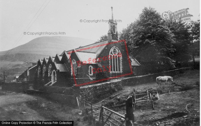 Photo of Cwmaman, The Church c.1960