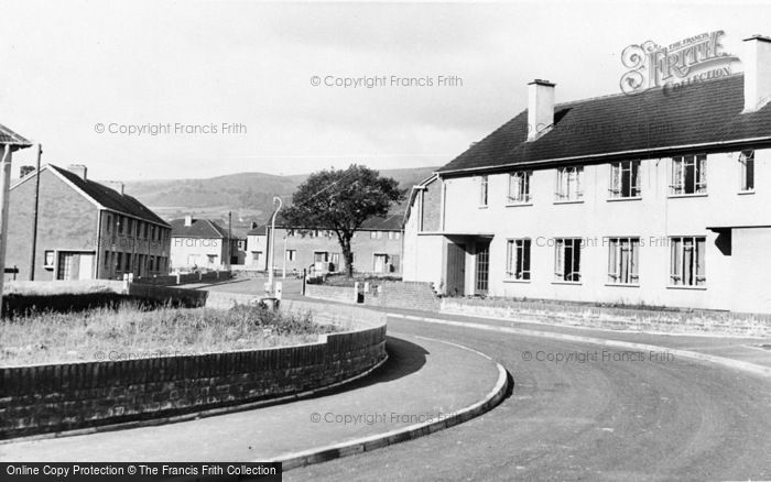 Photo of Cwmbran, Two Locks Estate c.1955