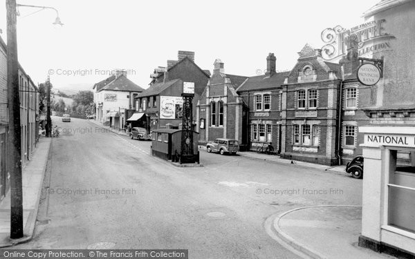 Photo of Cwmbran, Victoria Street c.1960