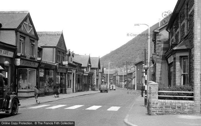 Photo of Cwmcarn, Newport Road 1954