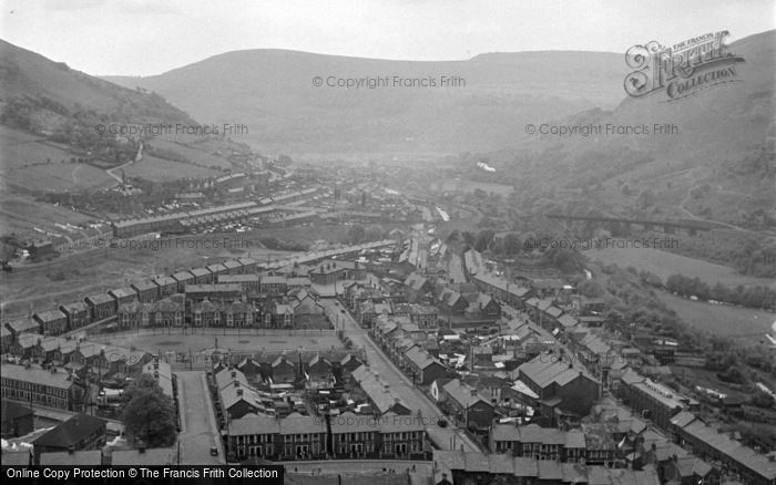 Photo of Cwmcarn, The Valley 1954