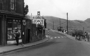 Station Road 1953, Cymmer