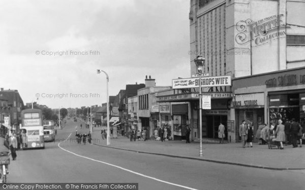 Photo of Dagenham, Heathway  c.1950