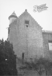 Garrion Tower 1951, Dalserf