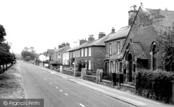 Main Road c.1955, Dalston
