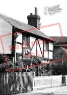 Cherryripe Tea Cottage c.1955, Danehill