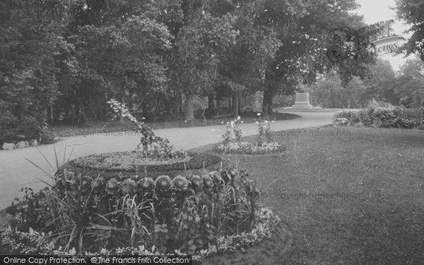Photo of Darlington, South Park, Floral Sun Dial 1923