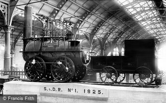 Darlington, Stockton & Darlington Railway, 'Locomotion' No.1 Engine 1892