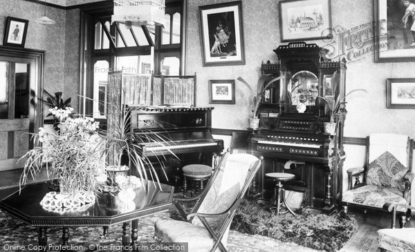 Photo of Dartford, City London Asylum, Drawing Room 1903