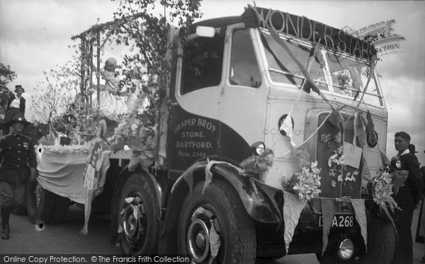 Photo of Dartford, Draper Brothers Lorry In Carnival 1938