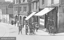 East Hill 1917, Dartford