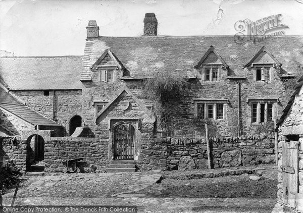 Photo of Dartmoor, Manor House, Sampford 1906