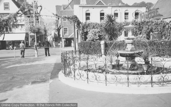 Photo of Dartmouth, Butterwalk From Royal Avenue Gardens 1959