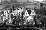 Royal Avenue Gardens War Memorial 1959, Dartmouth