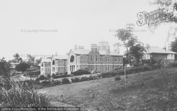 Photo of Dartmouth, The Royal Naval Hospital 1906