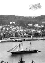 Yacht 1889, Dartmouth