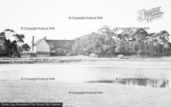 Photo of Datchworth, Mardleybury Manor And Pond c.1955