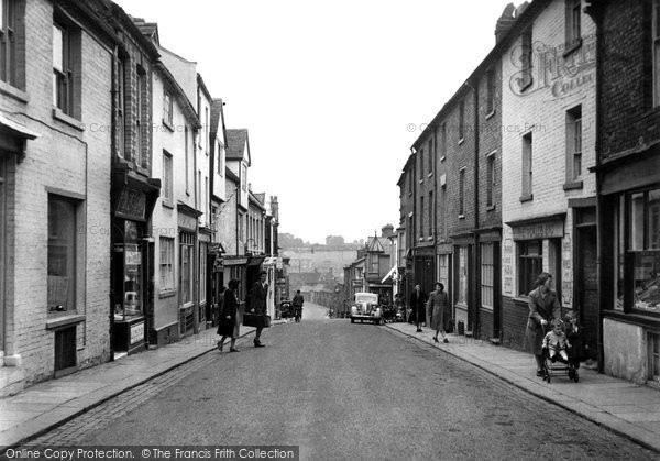 Photo of Daventry, Sheaf Street c.1950