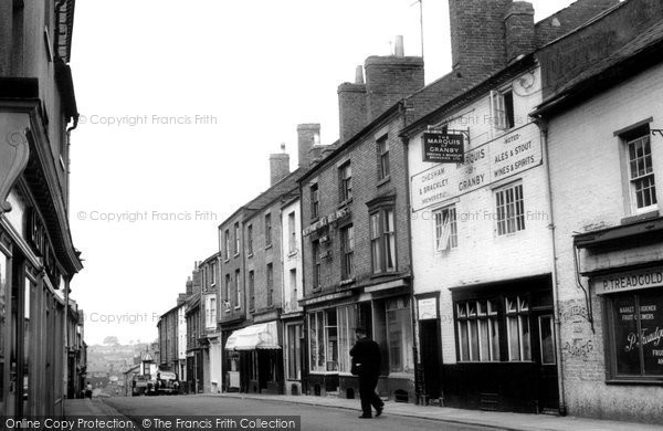 Photo of Daventry, Sheaf Street c.1955