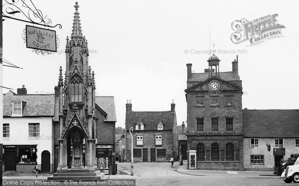 Photo of Daventry, The Burton Memorial And Moot Hall c.1950