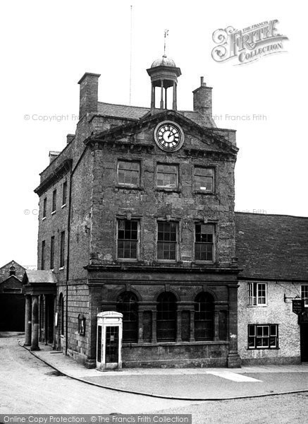 Photo of Daventry, The Moot Hall c.1950