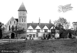 The Priory 1892, Davington