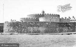 Castle c.1960, Deal