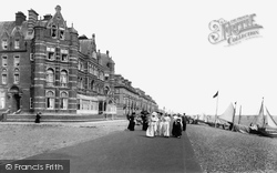 Promenade 1906, Deal