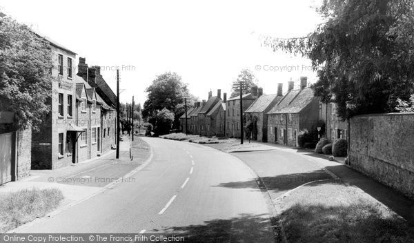 Photo of Deddington, New Street c.1955