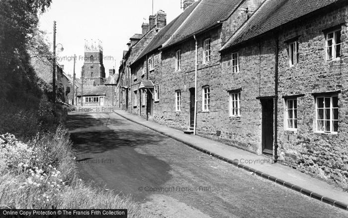 Photo of Deddington, Philcote Street c.1960