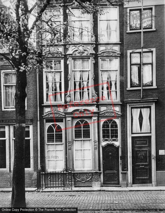 Photo of Delft, Old Delft House c.1920
