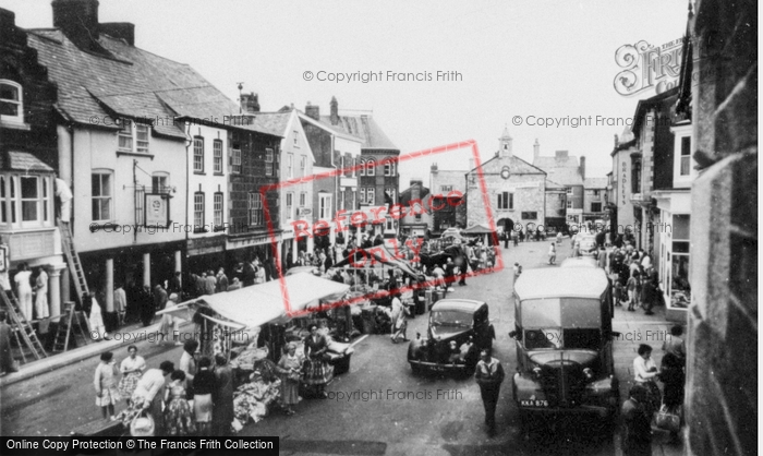 Photo of Denbigh, Market c.1955