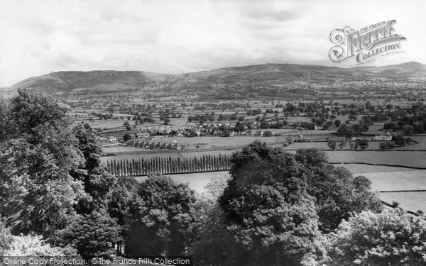 Photo of Denbigh, Vale Of Clwyd c.1960