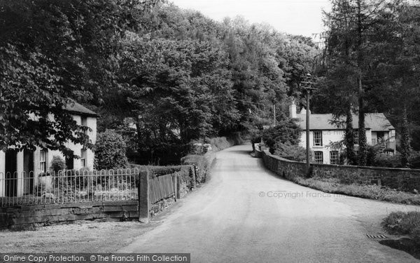 Photo of Denbigh, Y Lawnt c.1960