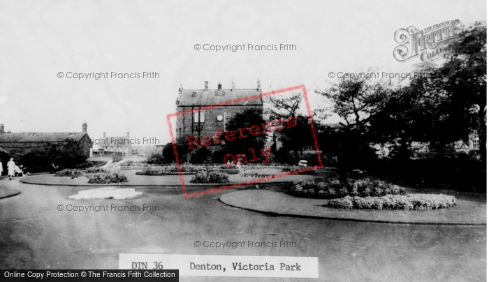 Photo of Denton, Victoria Park c.1965