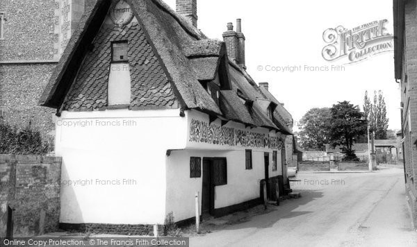Photo of Dereham, Bishop Bonner's Cottage c.1965