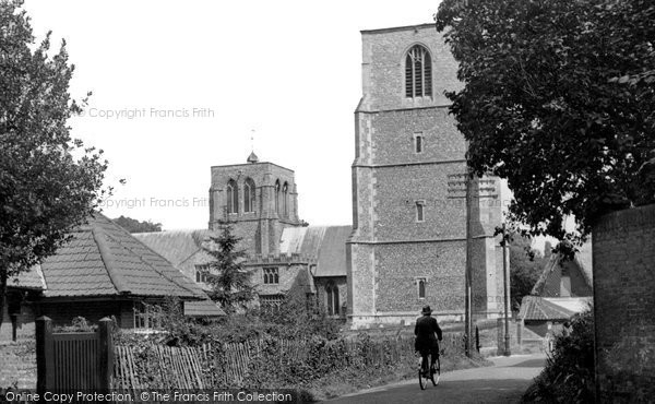 Photo of Dereham, St Nicholas' Church c.1955