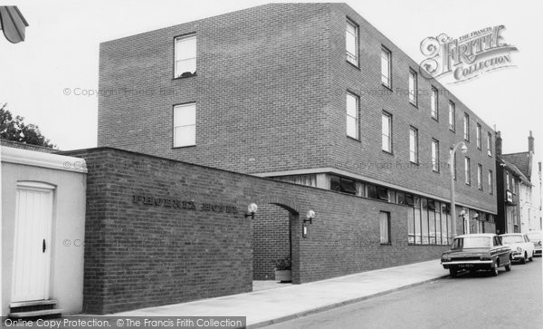 Photo of Dereham, The Phoenix Hotel c.1965