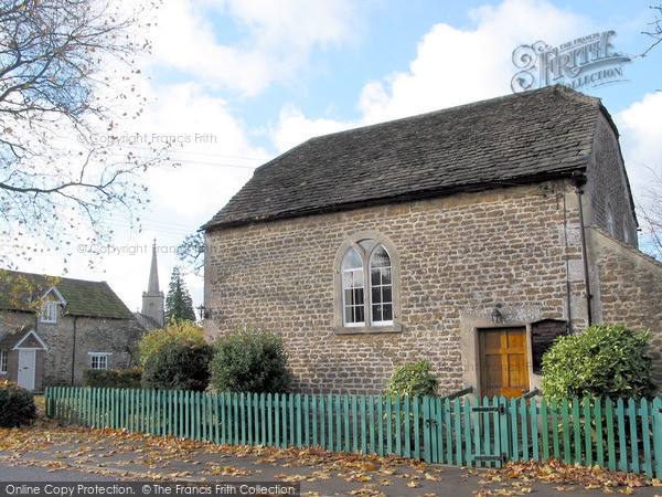 Photo of Derry Hill, Little Zoar Chapel 2003