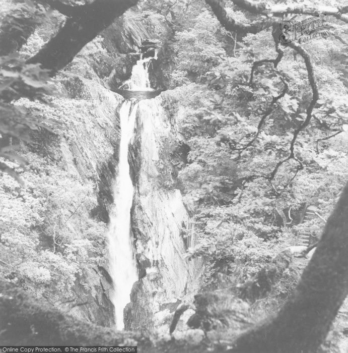 Photo of Devil's Bridge, Mynach Falls c.1960