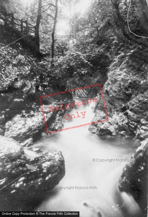 Photo of Devil's Bridge, The Punch Bowl c.1935