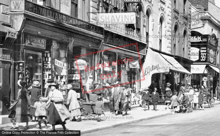 Photo of Devonport, H.Williams Hairdresser, Fore Street 1924