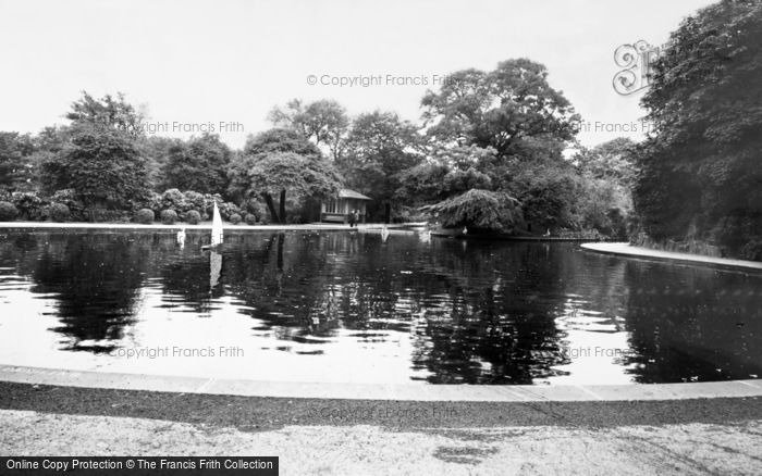 Photo of Dewsbury, Crow Nest Park Lake c.1965