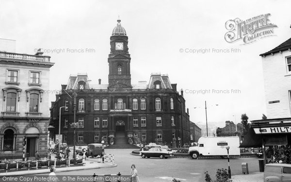 Photo of Dewsbury, Town Hall 1964
