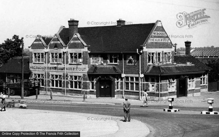 Photo of Didcot, The White Hart, Station Road c.1955