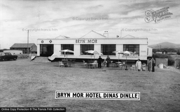 Photo of Dinas Dinlle, Bryn Mor Hotel c.1960