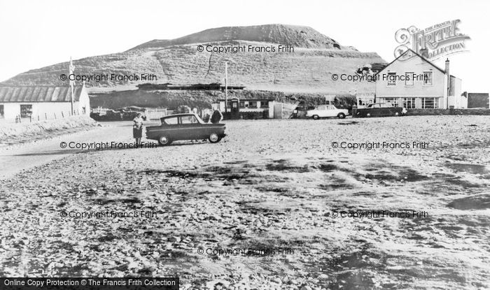 Photo of Dinas Dinlle, Marine Hotel c.1960