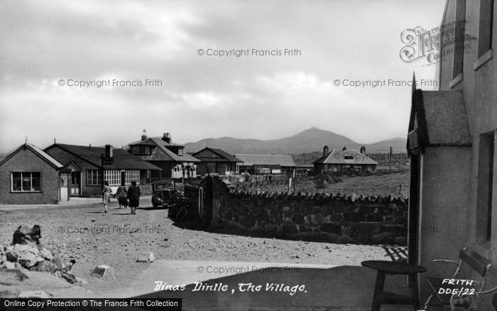 Photo of Dinas Dinlle, The Village c.1955