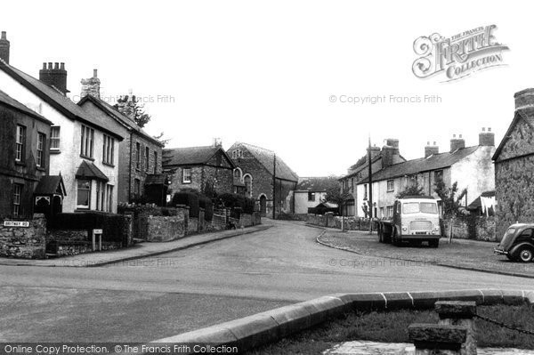 Photo of Dinas Powis, Highwalls Avenue c1955
