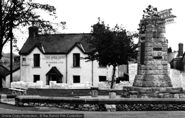 Photo of Dinas Powis, The Three Horse Shoes c.1955